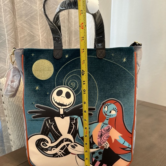 NWT Loungefly Disney The Nightmare‎ Before Christmas Jack & Sally Velvet Tote - Picture 9 of 10